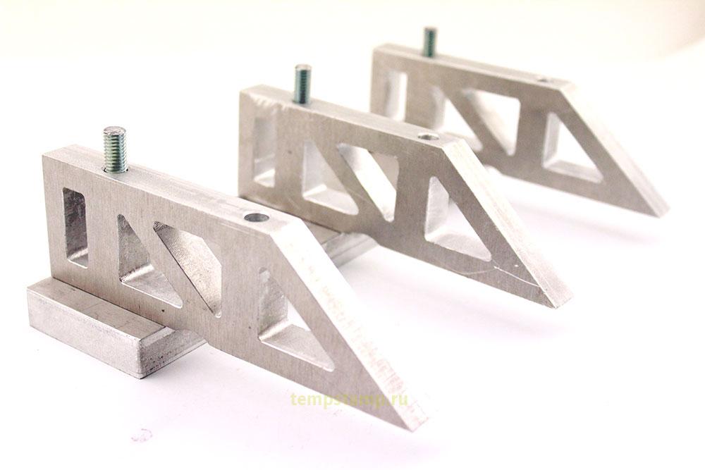 Piece production of aluminum brackets