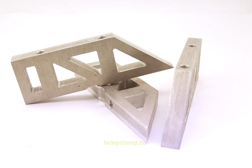 Piece production of aluminum brackets
