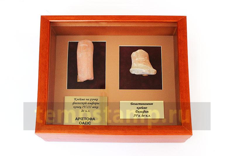 "Handles from Amphora of Phasos and amphora with unastinom brand (framed) "Dolphin" (in t"